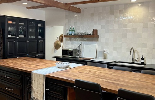 Sabino Vista Hills House | Newly Renovated, Foothills/Sabino area ranch style home with private hot tub.