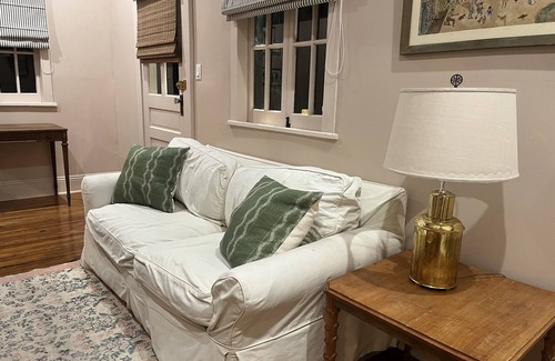 Uptown Historic District House | Newly Renovated Historic Uptown Unit