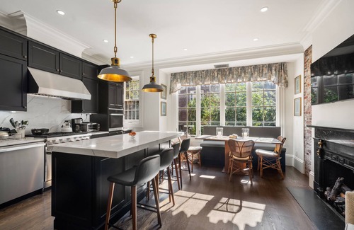 Boston House | Newly renovated historic home in Beacon Hill