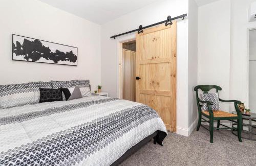 Norwood House | Newly Renovated House-10 Minutes From Downtown