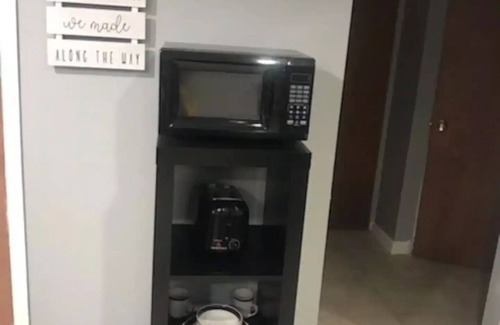 Queens Apartment | Newly Renovated! Lucas 1BR Apt Near JFK/LGA