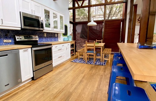 Ocean Bay Park House | Newly Renovated Luxury Beach House Ocean Bay Park