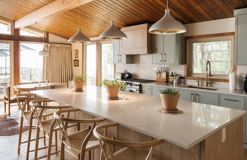 Markerville Cabin | Newly Renovated Luxury Lake Front Cottage with Private Dock
