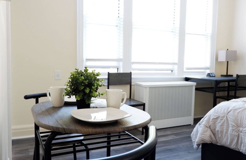 Queens Apartment | Newly Renovated - Minutes from the City