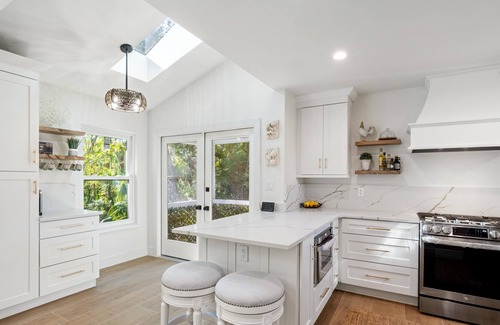 Spruce Creek House | Newly Renovated Nature Home in Spruce Creek Fly-In