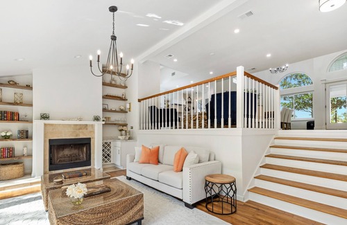 Spruce Creek House | Newly Renovated Nature Home in Spruce Creek Fly-In