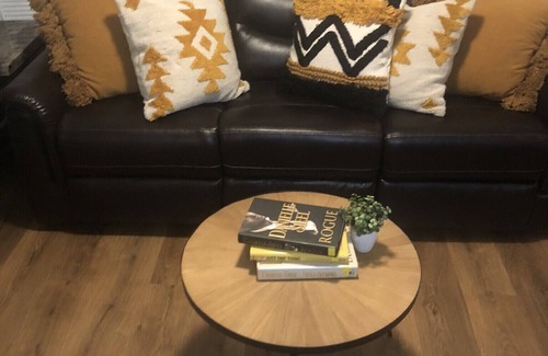 Zephyrhills House | Newly renovated quaint little place