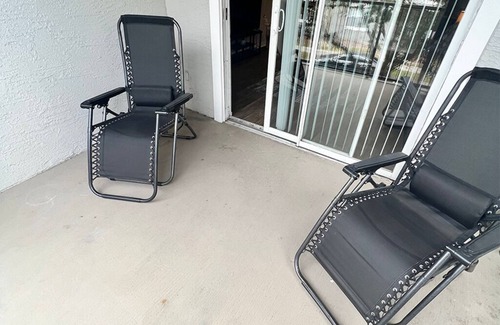 Gainesville Apartment | Newly Renovated! Spacious & Large Windows, Near UF