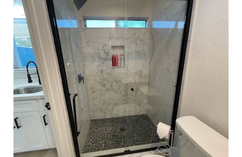 Salida Apartment | Newly renovated studio apartment 1 mile to HWY 99