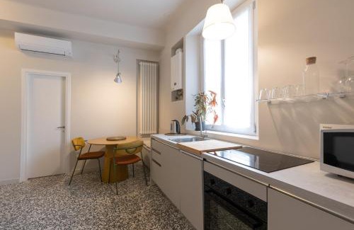 Porta Romana Apartment | Newly renovated two-room apartment