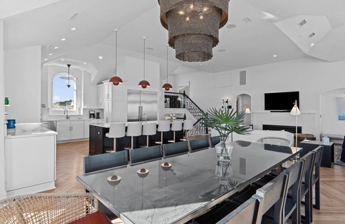 Carolina Dunes House | NEWLY RENOVATED! Ultimate Outer Banks oceanfront accommodation with lavish finishes and furnishings