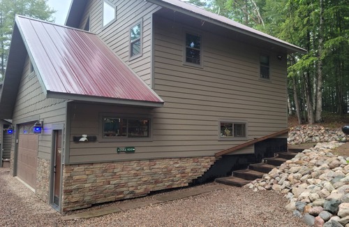 Price County Cabin | Newly Renovated - Lakefront Cabin on the Historic Pike Lake Chain