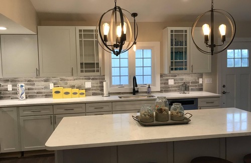 Little Compton House | Newly renovated house minutes to South Shore Beach