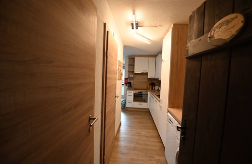 Kaprun Apartment | Newly renovated with spectacular views and skiing from October till May.