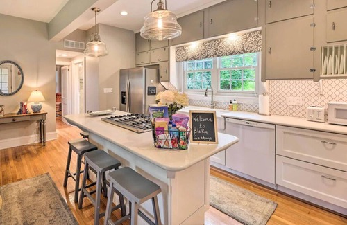 Lewisburg Cottage | Newly Updated Spacious Cottage - Walking Distance To Downtown!!!