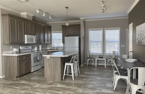 Lake Alfred House | Newly Vacation Home with Lake view