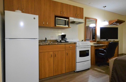 York Regional Municipality Hotel | Newmarket Inn