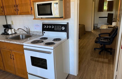 York Regional Municipality Hotel | Newmarket Inn