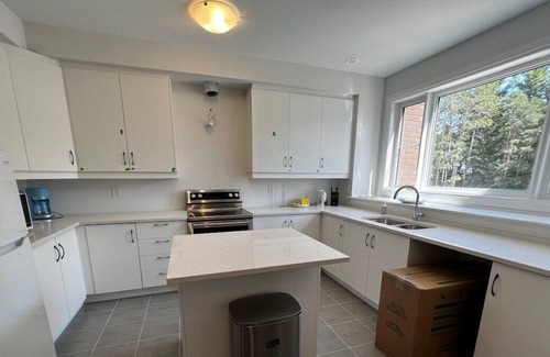 Newmarket House | Newmarket's Finest: Luxury 4BR Townhouse with Top Amenities