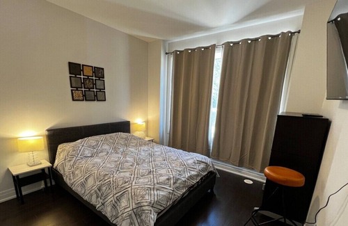 Newmarket House | Newmarket's Finest: Luxury 4BR Townhouse with Top Amenities