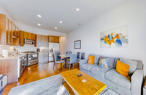 Kimball Junction Condo | Newpark Terrace Gem w/Private Hot Tub & Mountain Views - Walk to Dining