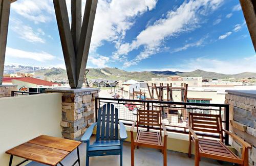 Kimball Junction Apartment | Newpark Terraces 24