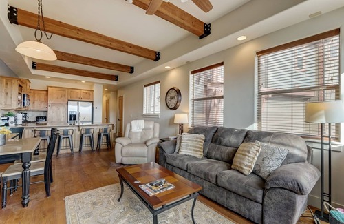 Kimball Junction House | Newpark Townhome - Private Hot Tub - Private Garage