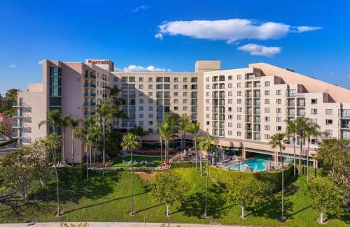 Santa Ana Heights Hotel | Newport Beach Marriott Bayview
