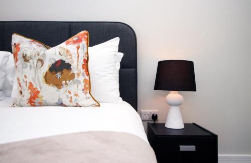 Rumney Apartment | Newport Road (FREE Parking)