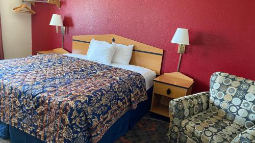 Newton Hotel | Newton Inn In Newton, KS