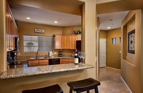 South Scottsdale Condo | Next to Golf, Prime Location, Heated Pool & Spa, Upgraded Unit, BBQ, and More!