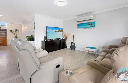 Gwandalan House | NGWA058 · Aircabin｜Gwandalan｜Lake Beach｜3 Beds Holiday House