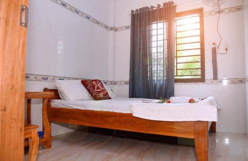 La Gi House | Nhà Nghỉ Hoa Mười Giờ