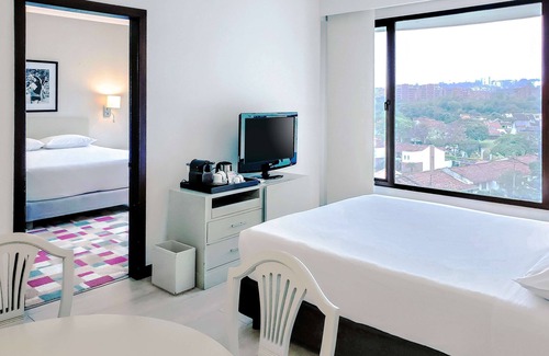 Ciudad Jardin Hotel | NH Cali Royal