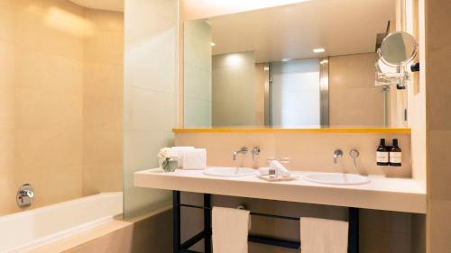 Venustiano Carranza Hotel | NH Collection Mexico City Airport T2