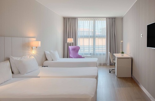 Lecco Hotel | NH Lecco Pontevecchio