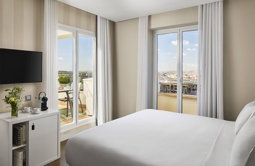 Jeronimos Hotel | NH Madrid Atocha