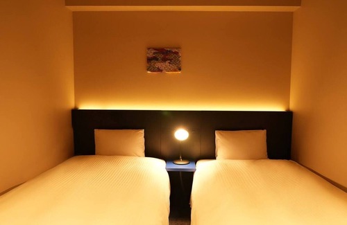 Higashikanda Apartment | Nhotel HigashiKanda twin room / Chiyoda-ku Tokyo