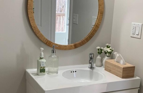 Wainfleet Apartment | Niagara's South Coast Guest House On 10 Acres Wooded Property.