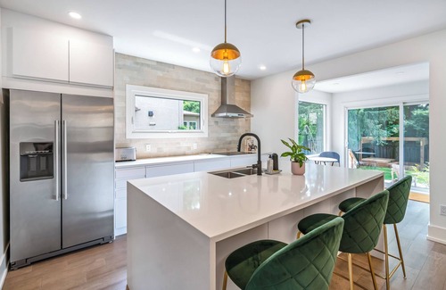 Downtown House | Niagara Wine Country Home