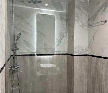 Kallithea Apartment | Niarchos Elegant Penthouse