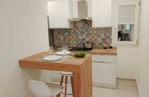 Palermo Apartment | NICA&DAMA fully equipped apartment with 5 beds