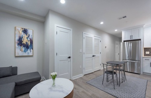 Barney Circle Apartment | NICE 1BR Apartment in DC Prime Location
