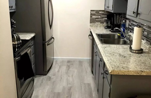 Odessa House | Nice 3 bedroom Home: 6 beds, office, 2 car garage.
