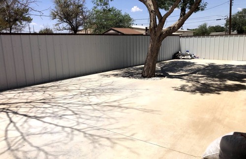 Odessa House | Nice 3 bedroom Home: 6 beds, office, 2 car garage.