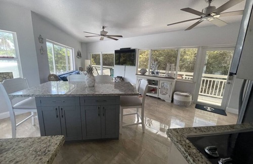 Twin Lakes House | Nice 3-bedroom house with AC in Key Largo