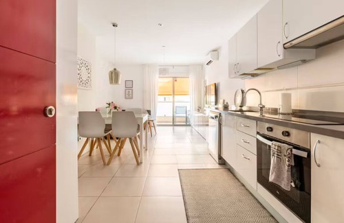 Alcala Apartment | Nice and central