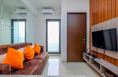 Pinang Apartment | Nice and Comfort 2BR Apartment at Transpark Cibubur By Travelio