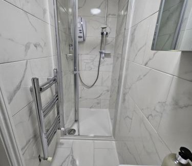 Carshalton Central Apartment | Nice and Cosy One Bed Flat