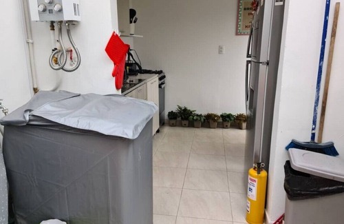 Engativa House | Nice and cozy apartment with an indoor fireplace and spectacular garden